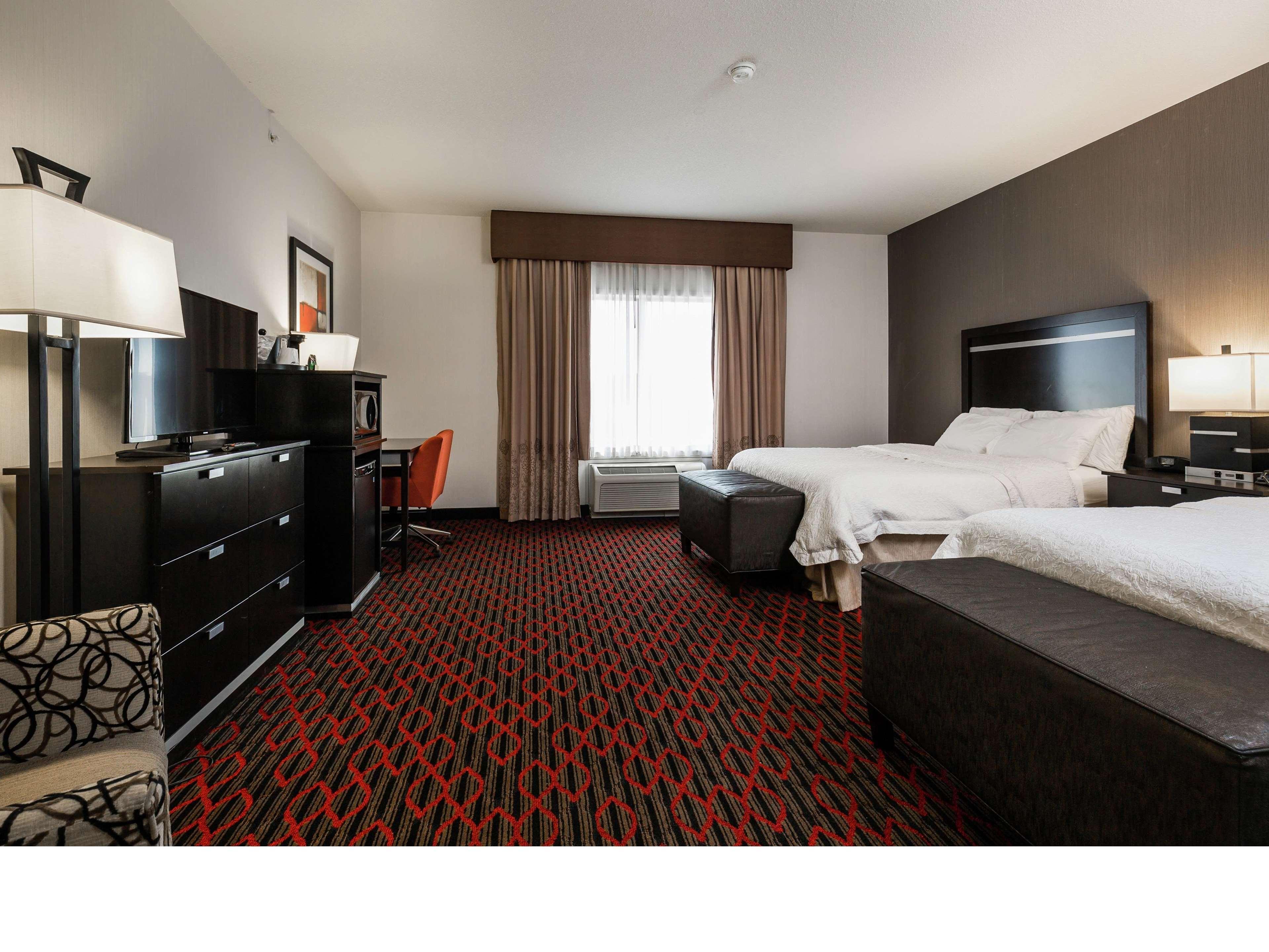 Hampton Inn & Suites By Hilton Lethbridge Εξωτερικό φωτογραφία
