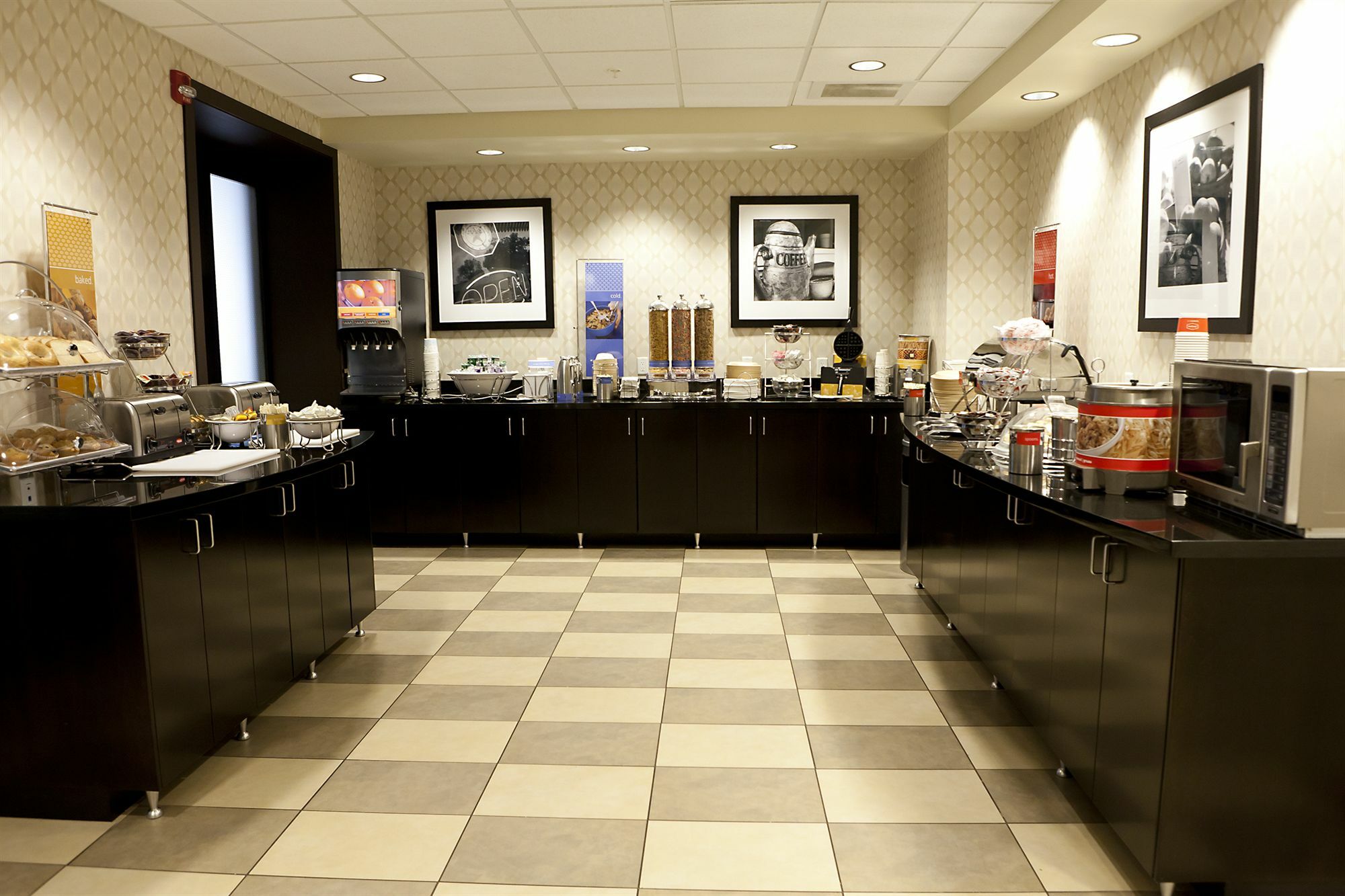 Hampton Inn & Suites By Hilton Lethbridge Εξωτερικό φωτογραφία