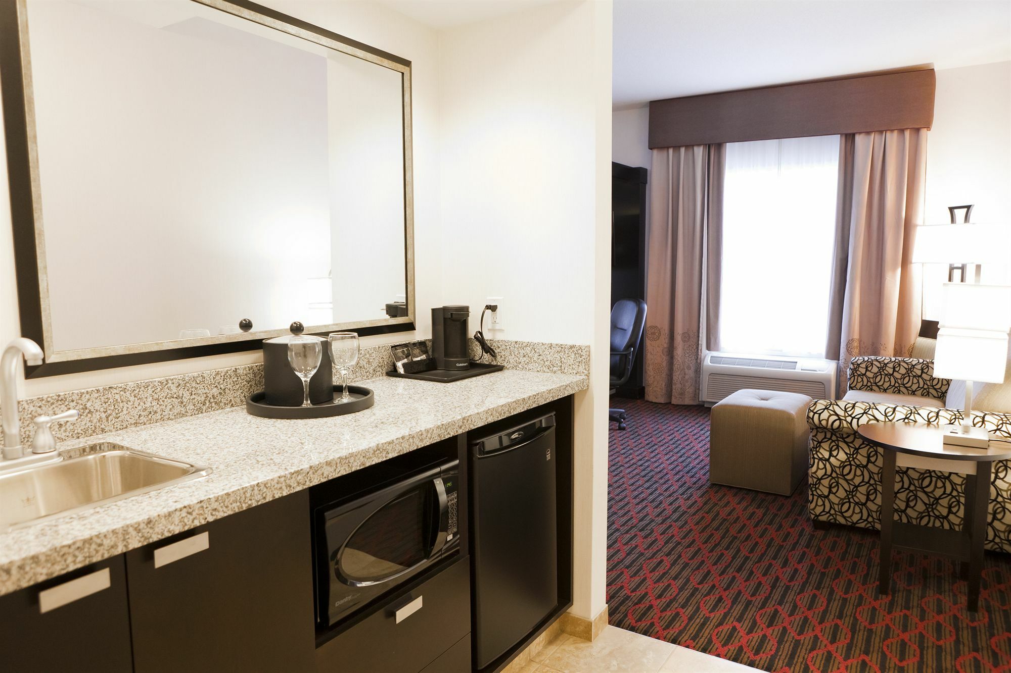 Hampton Inn & Suites By Hilton Lethbridge Εξωτερικό φωτογραφία
